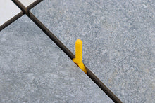 Load image into Gallery viewer, EASYTileAlign Spacer Posts – Perfect Patios, Pack of 150-Eclipse Fencing