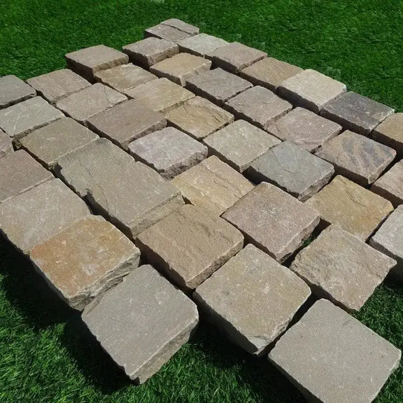 Raj Green Sandstone Cobbles 100mm x 100mm (Tumbled, 25–30mm)-Eclipse Fencing